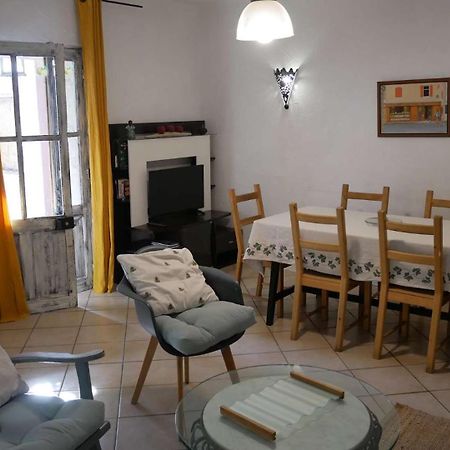 Appartement Mas Maurane - Le Romarin à Tarascon Extérieur photo