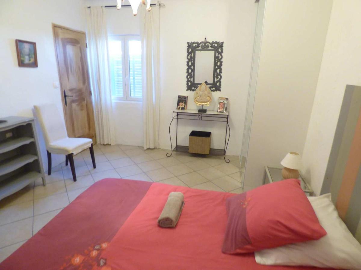 Appartement Mas Maurane - Le Romarin à Tarascon Extérieur photo