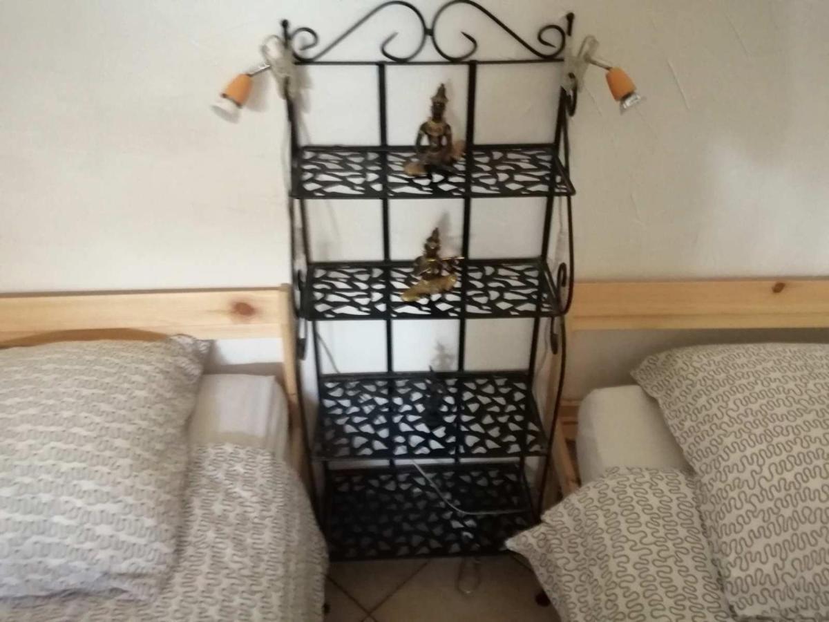 Appartement Mas Maurane - Le Romarin à Tarascon Extérieur photo