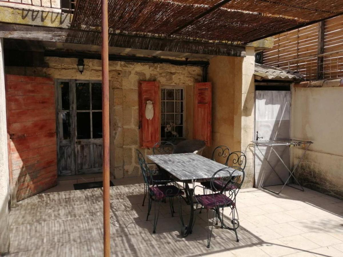Appartement Mas Maurane - Le Romarin à Tarascon Extérieur photo